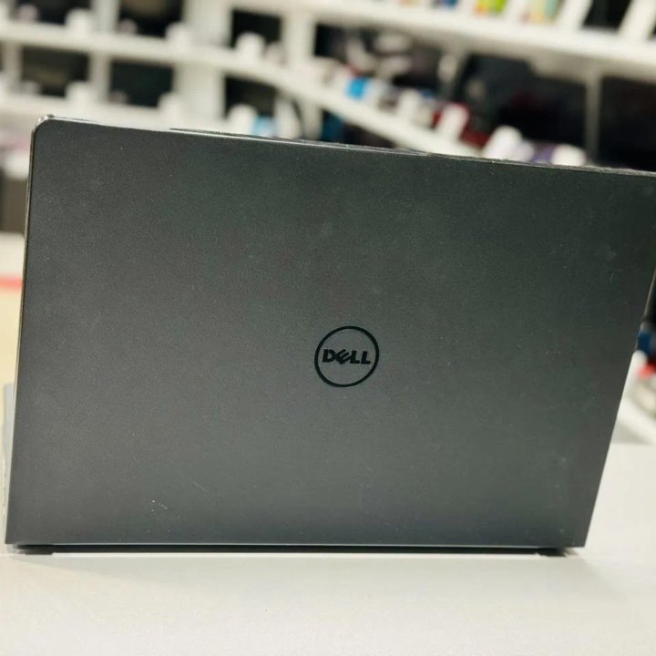 Ноутбук Dell 15.6