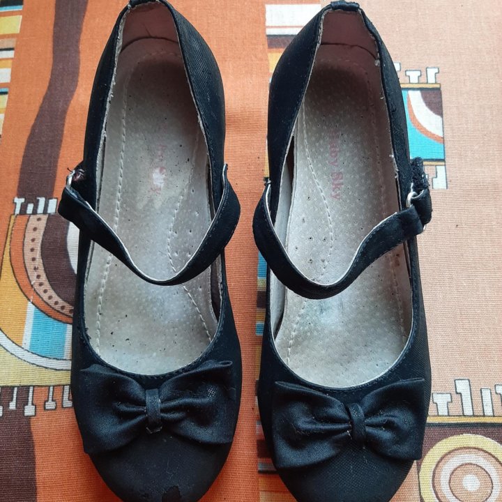 Школьная обувь