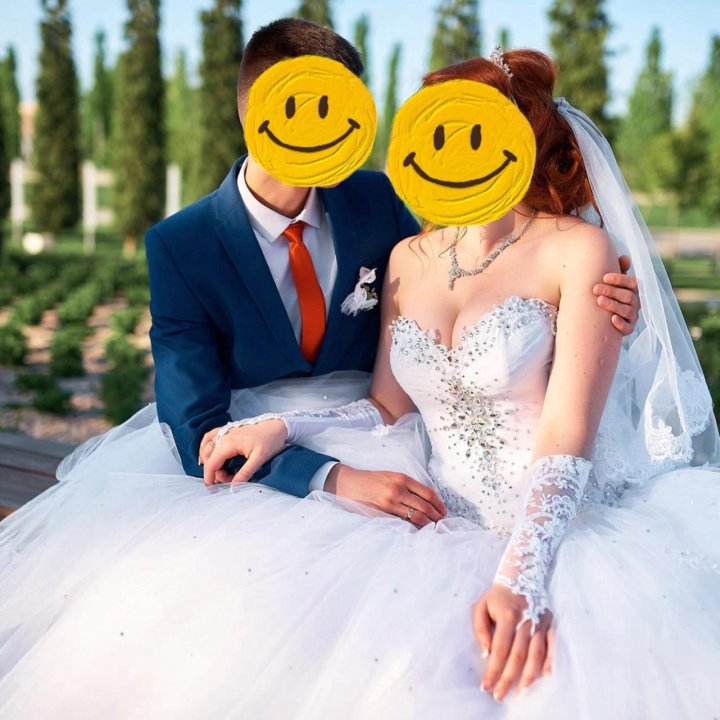 Свадебное платье