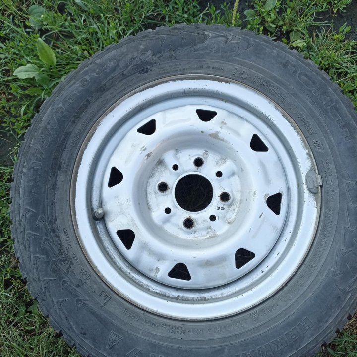 Nokian Hakkapeliitta 7 R13 175/70