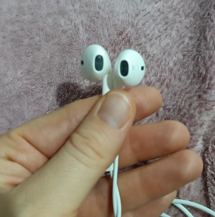 Наушники Apple EarPods Lightning