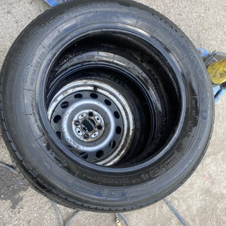 Две летние Шины 185/65 r15