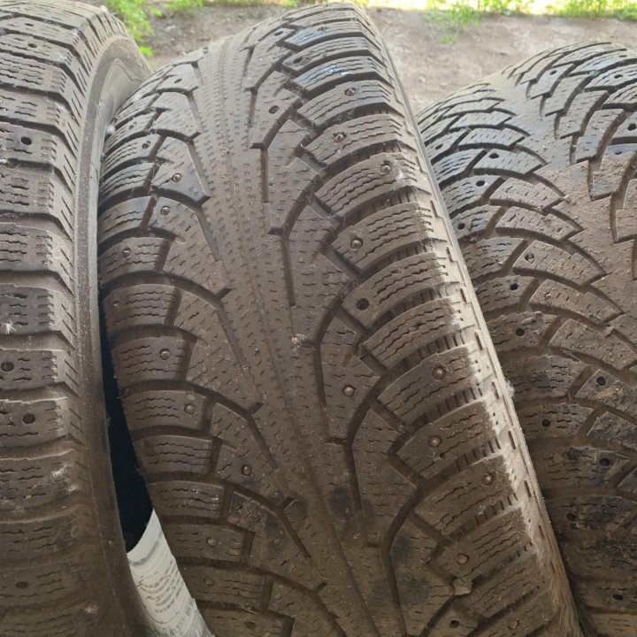 Nokian hakkapelita 265/65/17