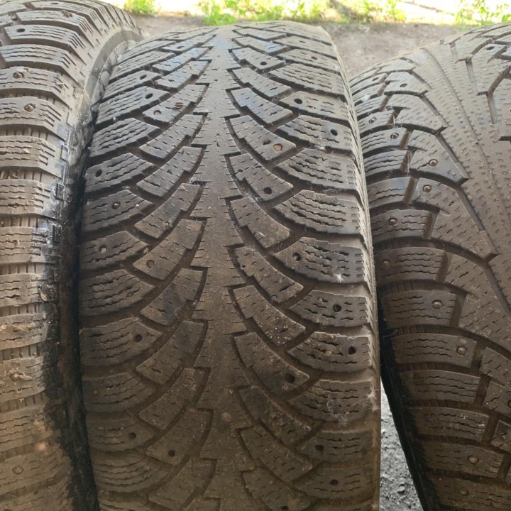 Nokian hakkapelita 265/65/17