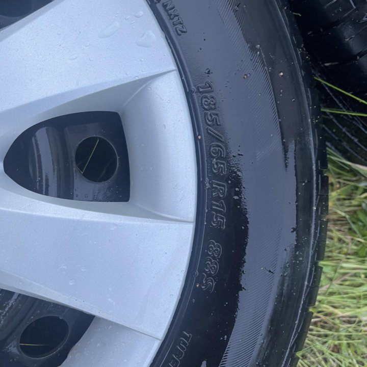 Японские шины летние 185/65R15 на штамповках+колпа