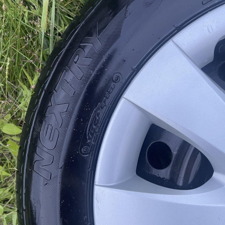 Японские шины летние 185/65R15 на штамповках+колпа