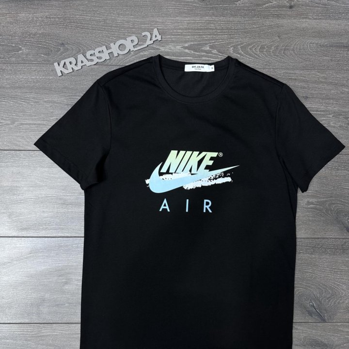 Футболка Nike air