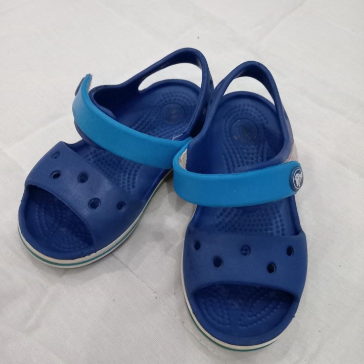 Сандалии Crocs 23 размер