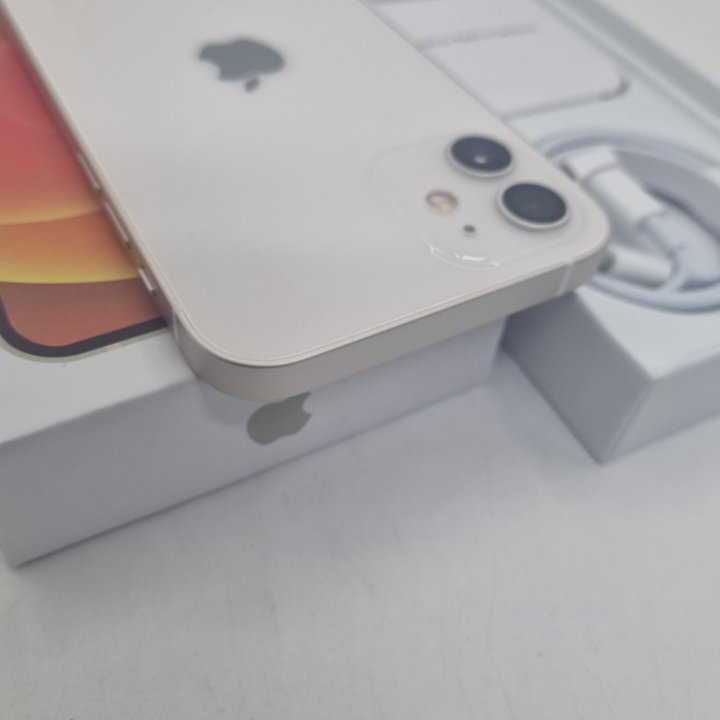 iPhone 12 128GB White Состояние нового