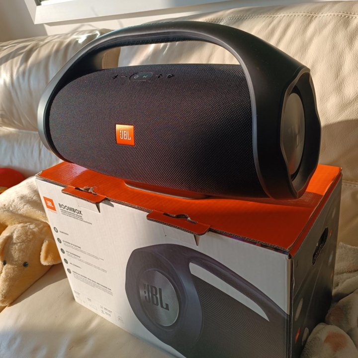 Jbl boombox как новый