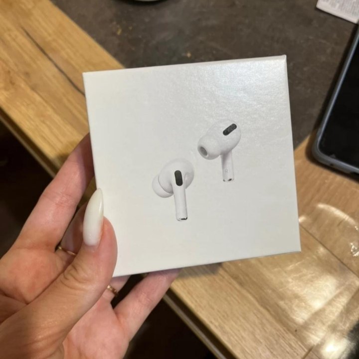 Наушники Airpods