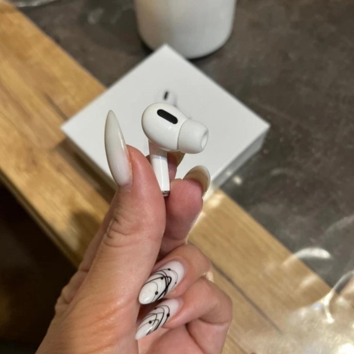 Наушники Airpods