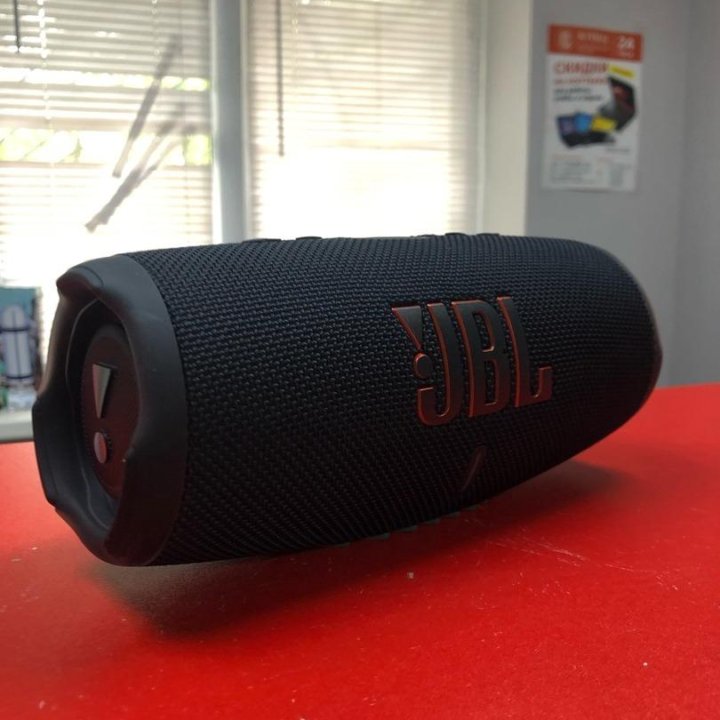 Беспроводная колонка JBL Charge 5