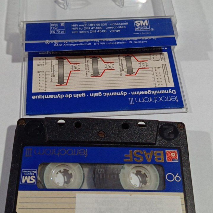 BASF 90 ferrochrome III hifi stereo SM cassette