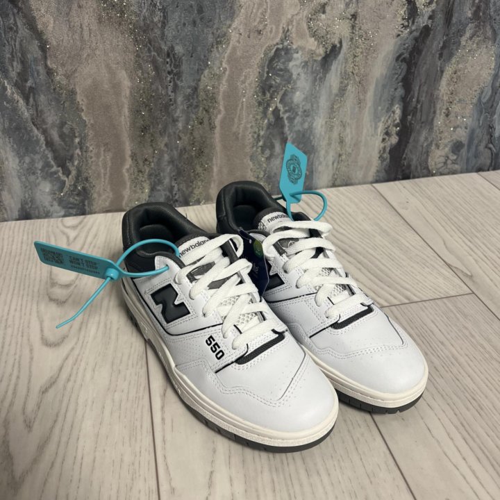 Кроссовки New Balance 550