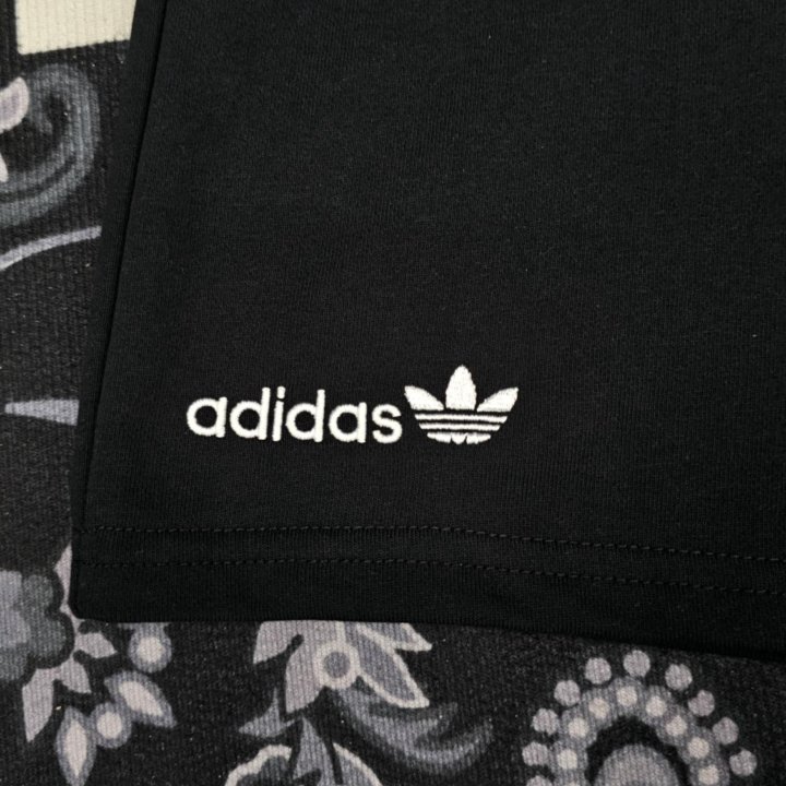 Мужские шорты Adidas