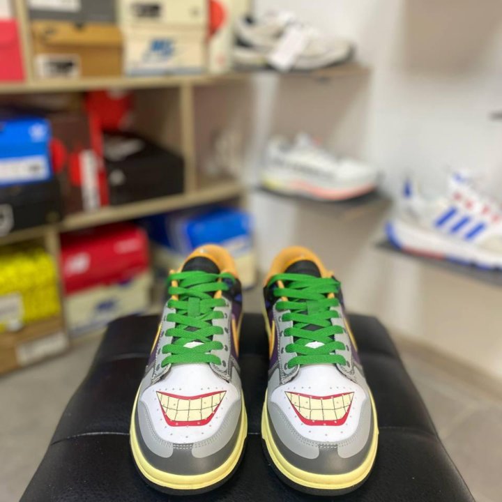 Кроссовки Batman x Joker Nike Dunk Low Custom