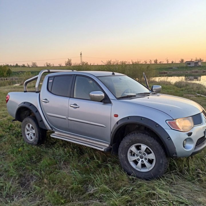 Mitsubishi L200, 2008