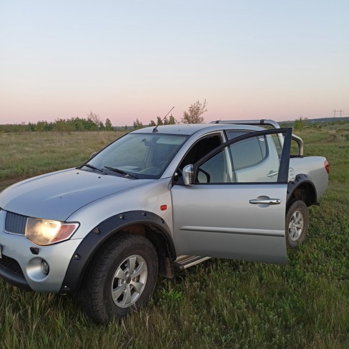 Mitsubishi L200, 2008