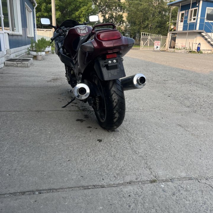 Kavasaki zzr 1100