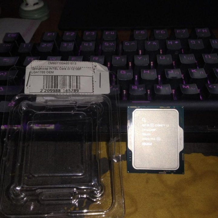 Процессор Intel Core i3-12100F OEM