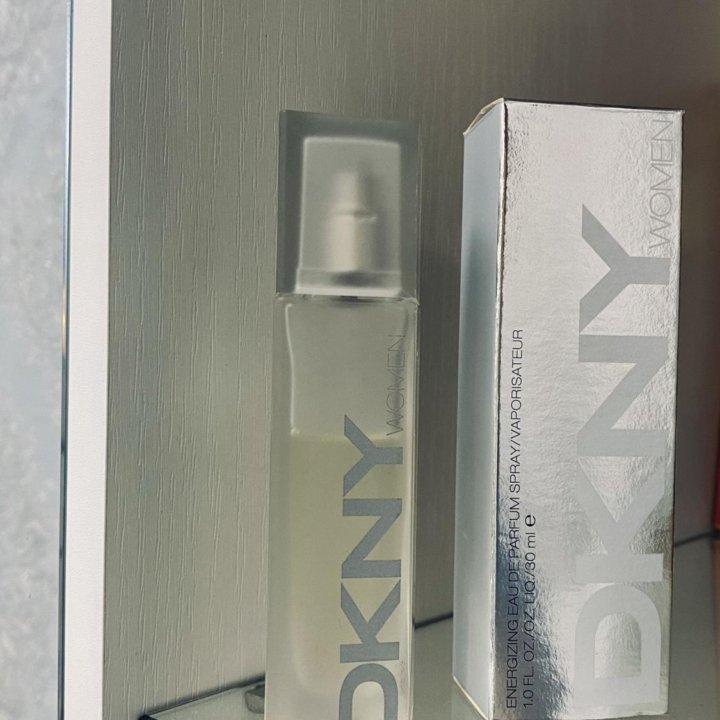 DKNY Women Energizing Eau De Parfum