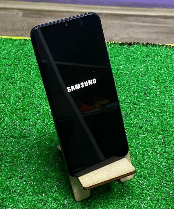 Смартфон Samsung Galaxy A50 64 Гб. т181815