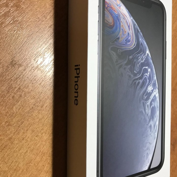 Apple iPhone XR 128GB Black. Ростест.