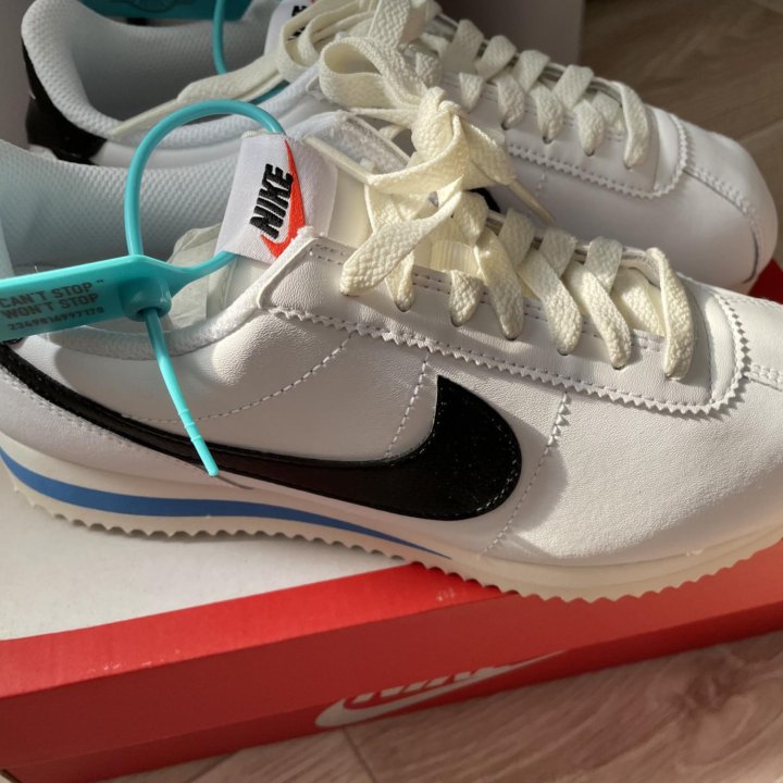 Nike Cortez