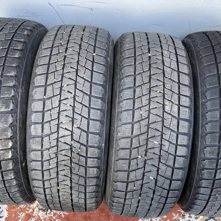 Bridgestone Blizzak DM-V1 225/55/R18 Хабаровск