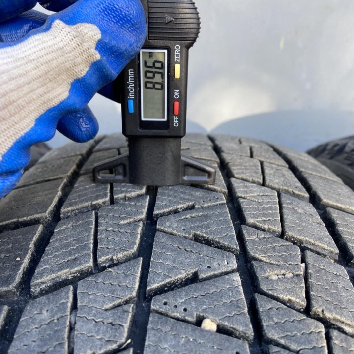 Bridgestone Blizzak DM-V1 225/55/R18 Хабаровск