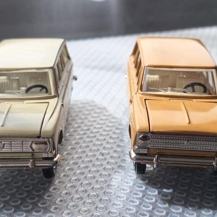 Модель Москвич 427 1:43