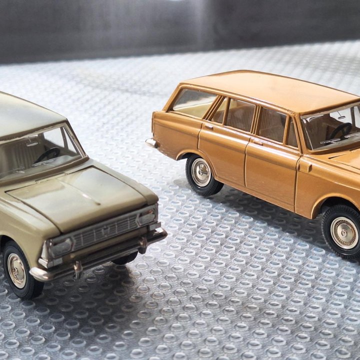 Модель Москвич 427 1:43