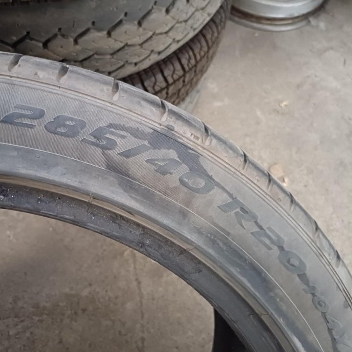 Pirelli 285/40/20, 2шт