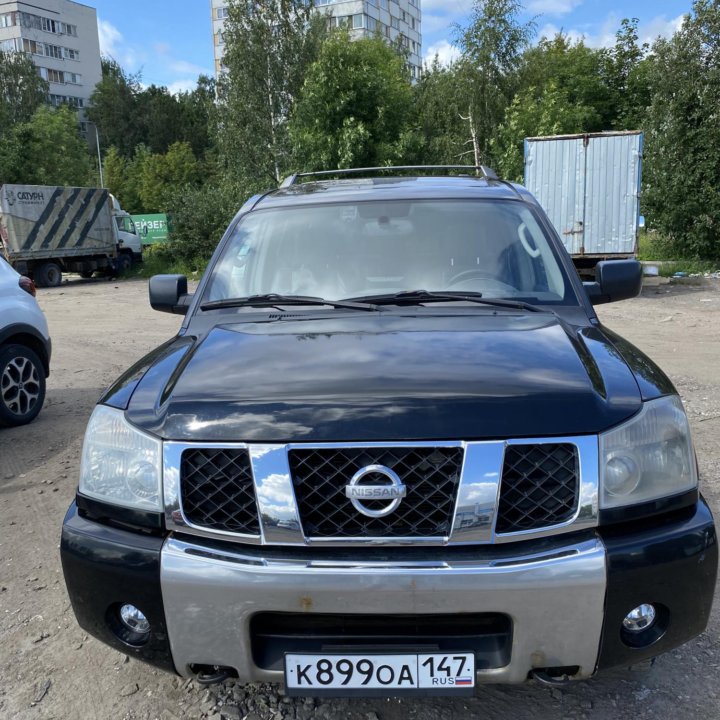 Nissan Armada, 2004