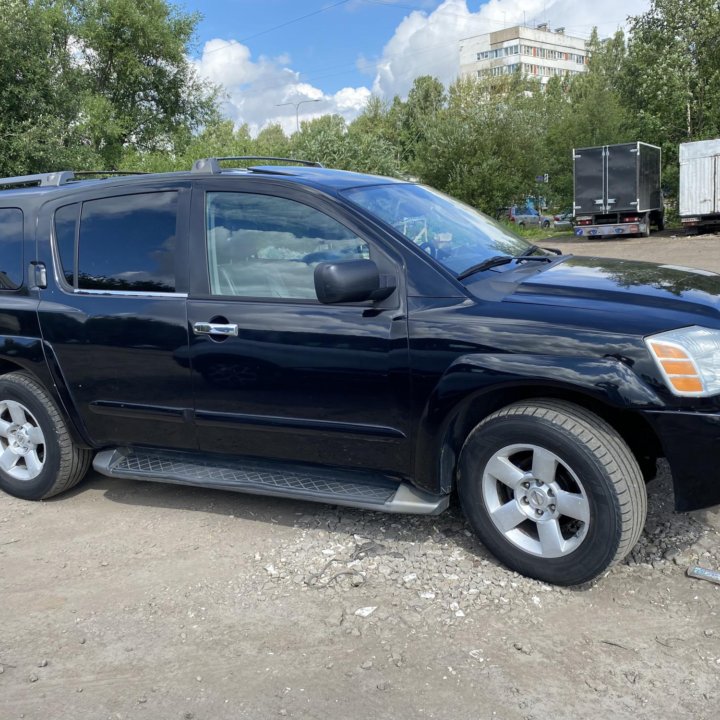 Nissan Armada, 2004