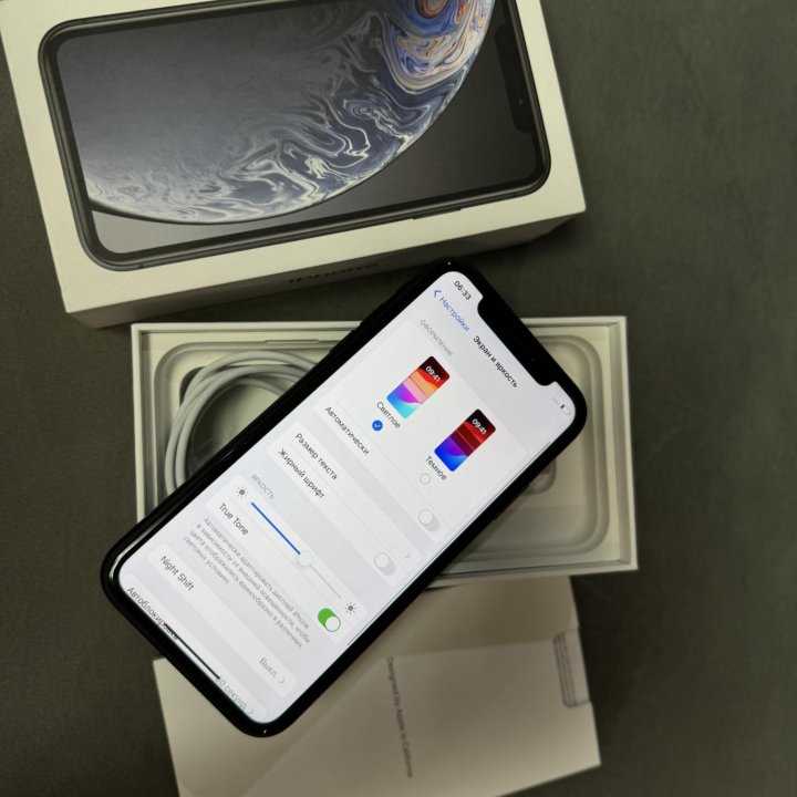 Продам iPhone XR 64Gb Black РСТ