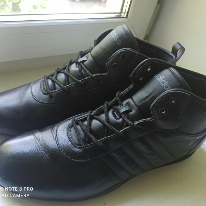 Adidas neo кроссовки оригинал кожа тёплые 48 разме