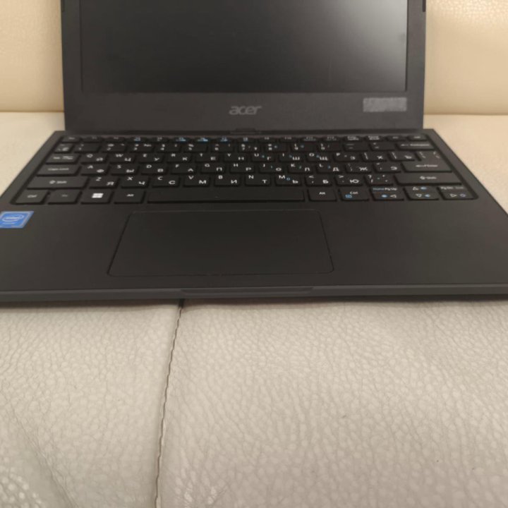 ACER TM B118, ультрабук INTEL N4120/4gb/64gb