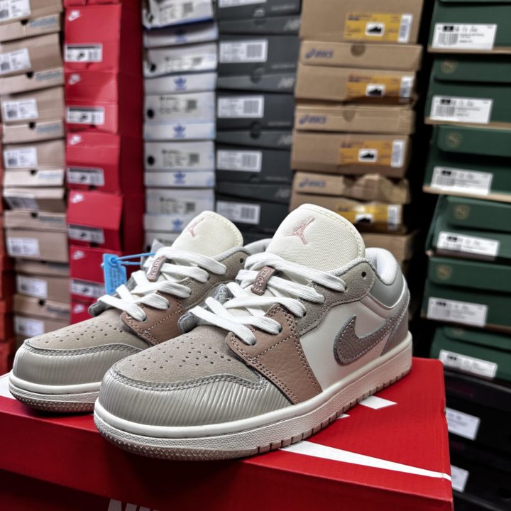 Кроссовки Nike Air Jordan 1 Low