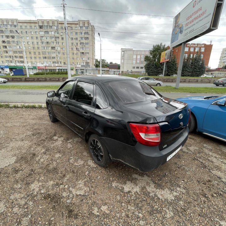 ВАЗ (Lada) Granta, 2012