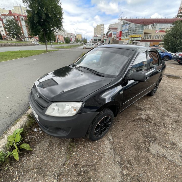 ВАЗ (Lada) Granta, 2012