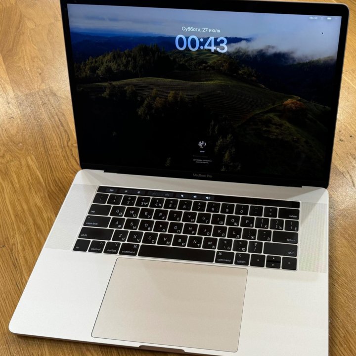 MacBook Pro 15 2019 i9 16/500