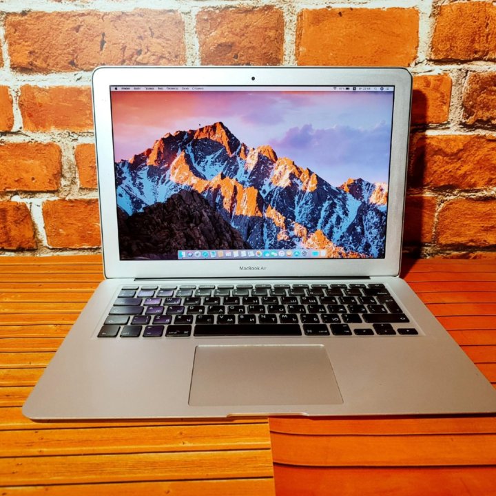 Macbook Air A1369 - Core i5 \ 4 Озу \ 120 SSD