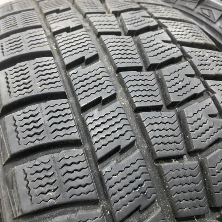 Шины 205/55/16 Dunlop