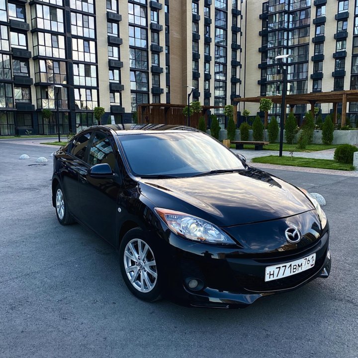 Mazda 3, 2012