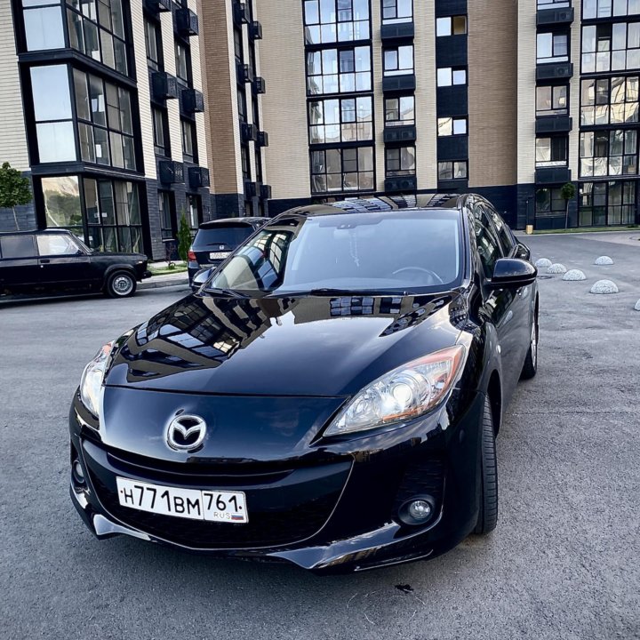 Mazda 3, 2012