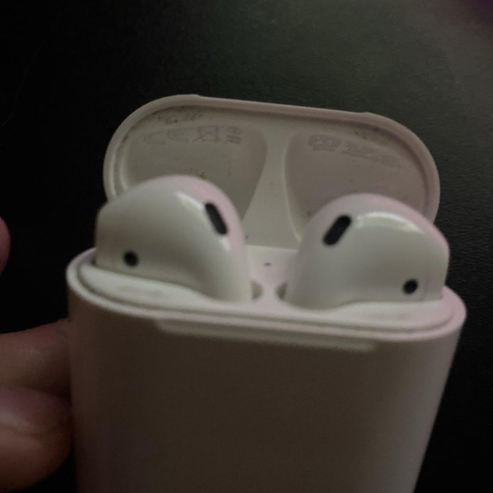 airpods 2