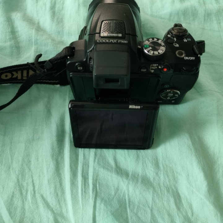 Nikon COOLPIX P500