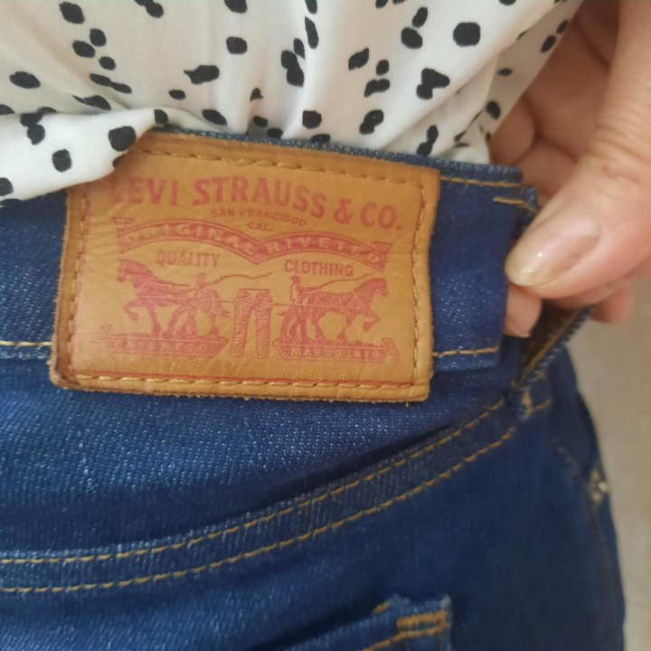 Джинсы levis 27 размер